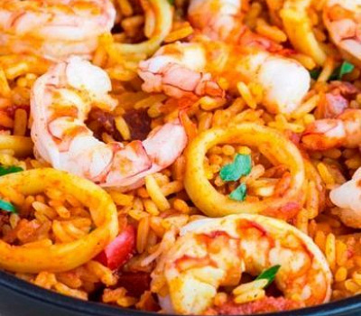 Паэлья с курицей и креветками/Paella mixta de pollo y gambas — Modern family cook